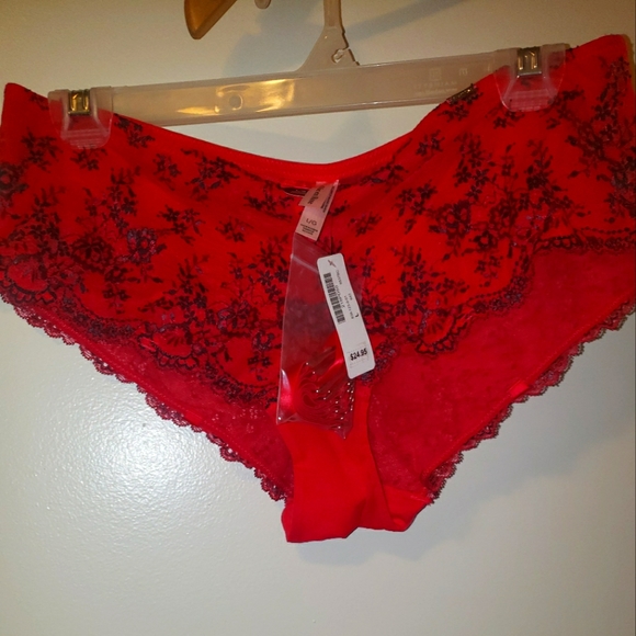 Red Lace Panties Size Large - Picture 3 of 3